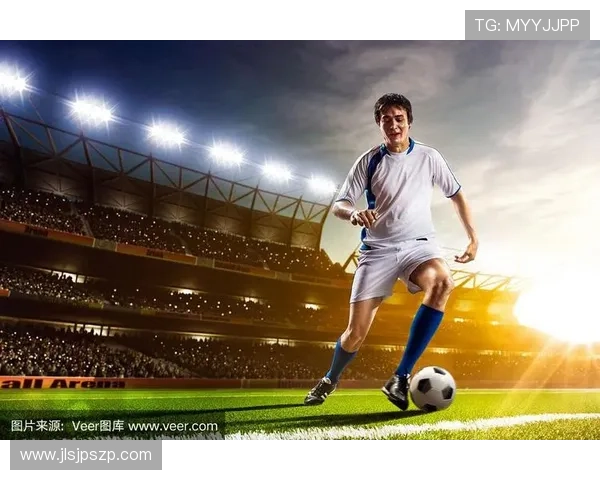 全球足球明星全景资料与精彩瞬间照片集锦